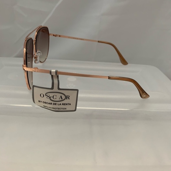 (NWT) Oscar de la Renta aviator style sunglasses main image 7